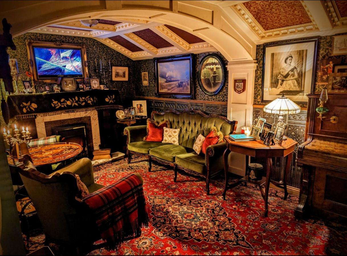 Sheddington Manor - 2 Bedroom Guest House & Cinema Belfast Dış mekan fotoğraf