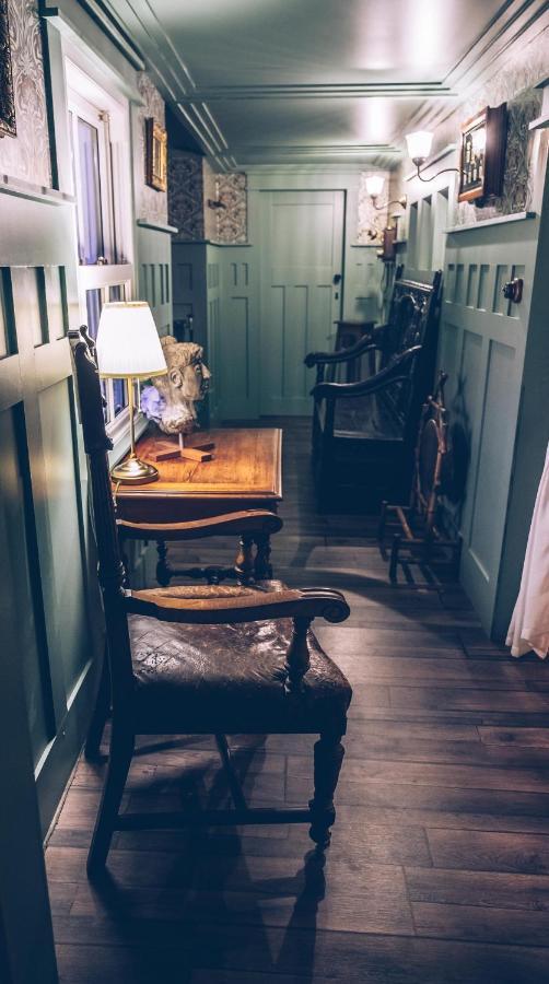 Sheddington Manor - 2 Bedroom Guest House & Cinema Belfast Dış mekan fotoğraf