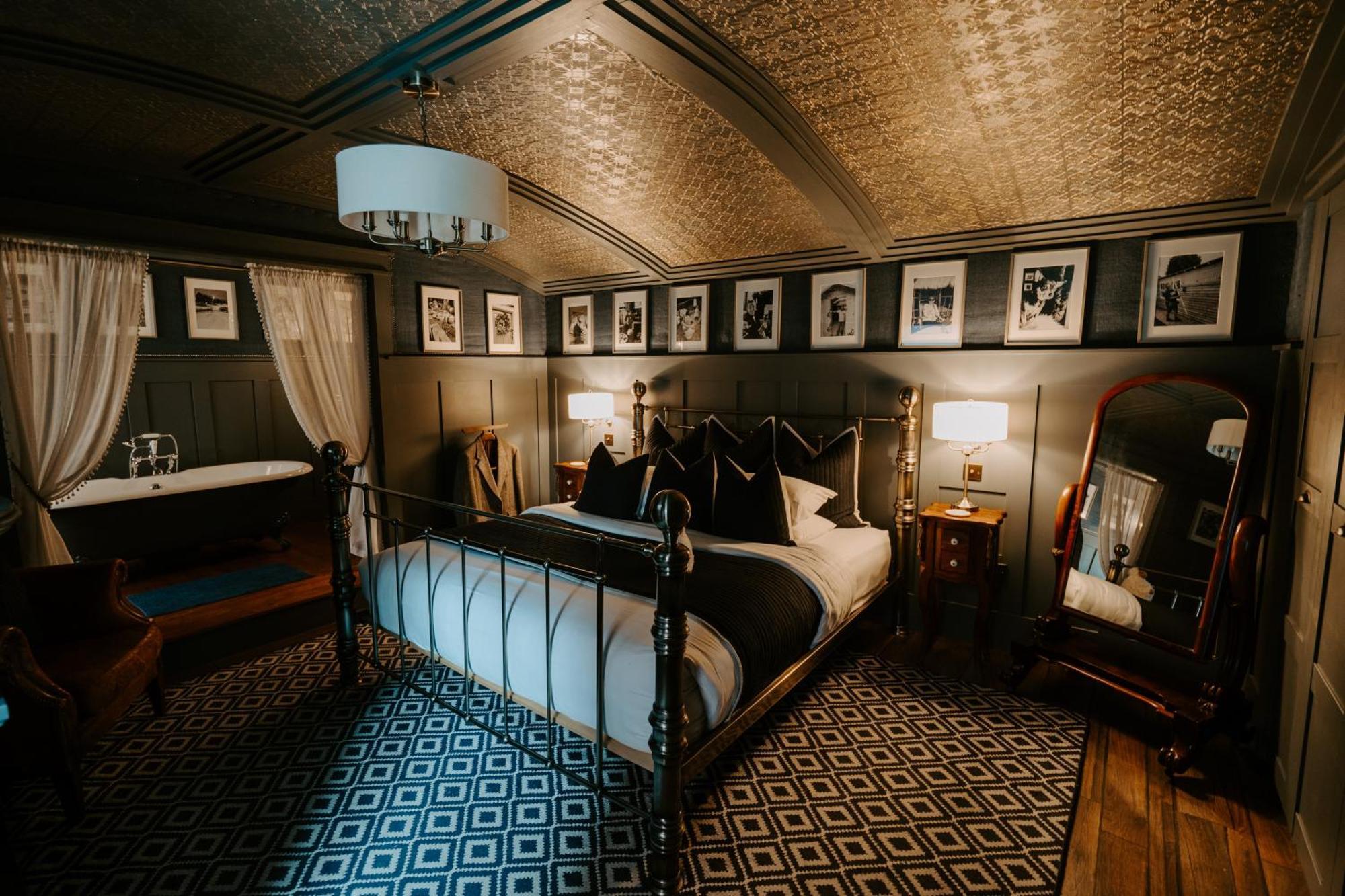 Sheddington Manor - 2 Bedroom Guest House & Cinema Belfast Dış mekan fotoğraf
