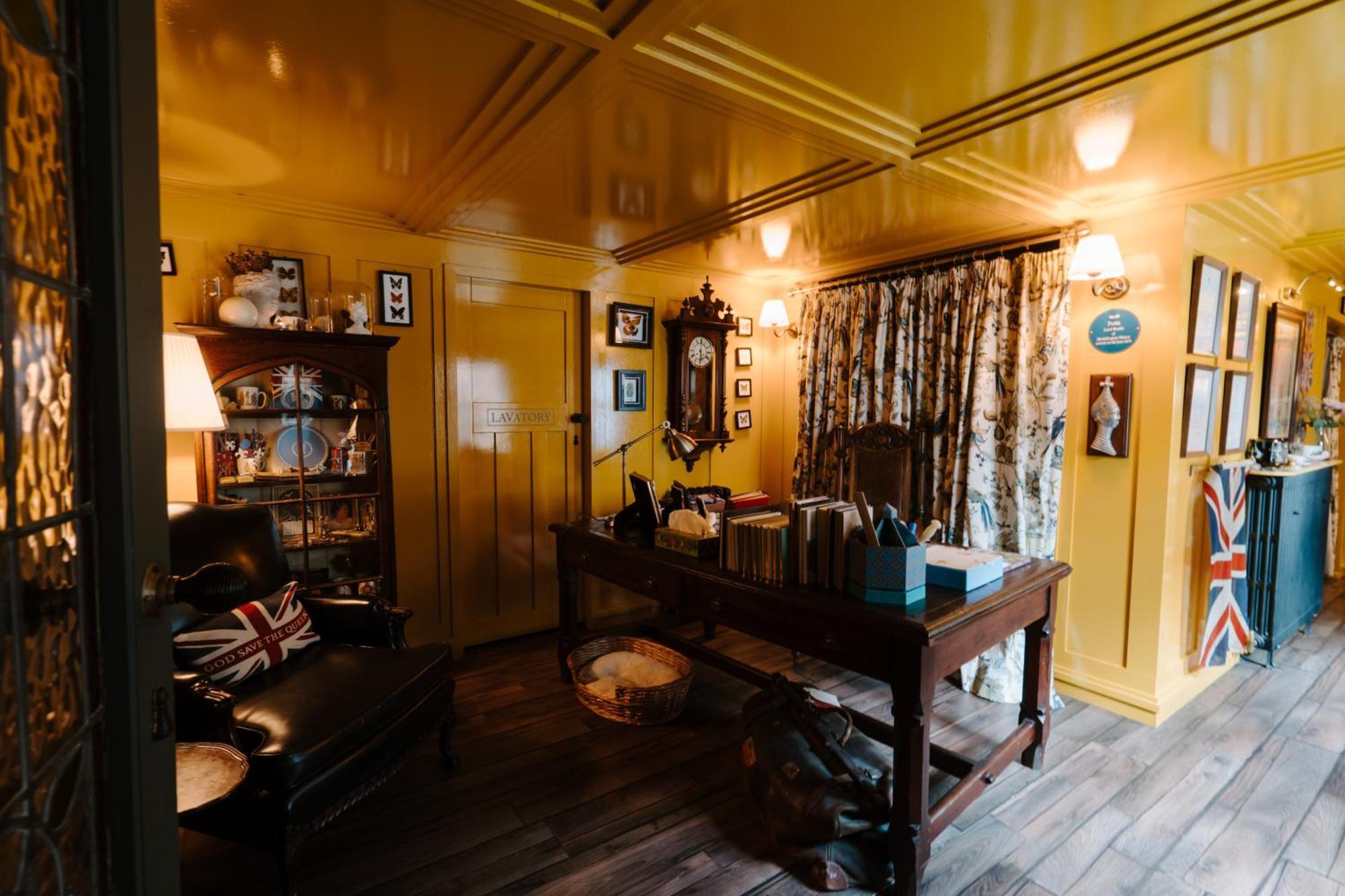 Sheddington Manor - 2 Bedroom Guest House & Cinema Belfast Dış mekan fotoğraf